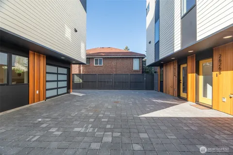 $949,000 | 2626 58th Avenue Southwest, Unit B, Seattle, WA 98116