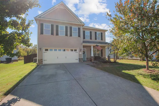 $463,700 | 2105 Longhunter Chase Drive, Spring Hill, TN 37174