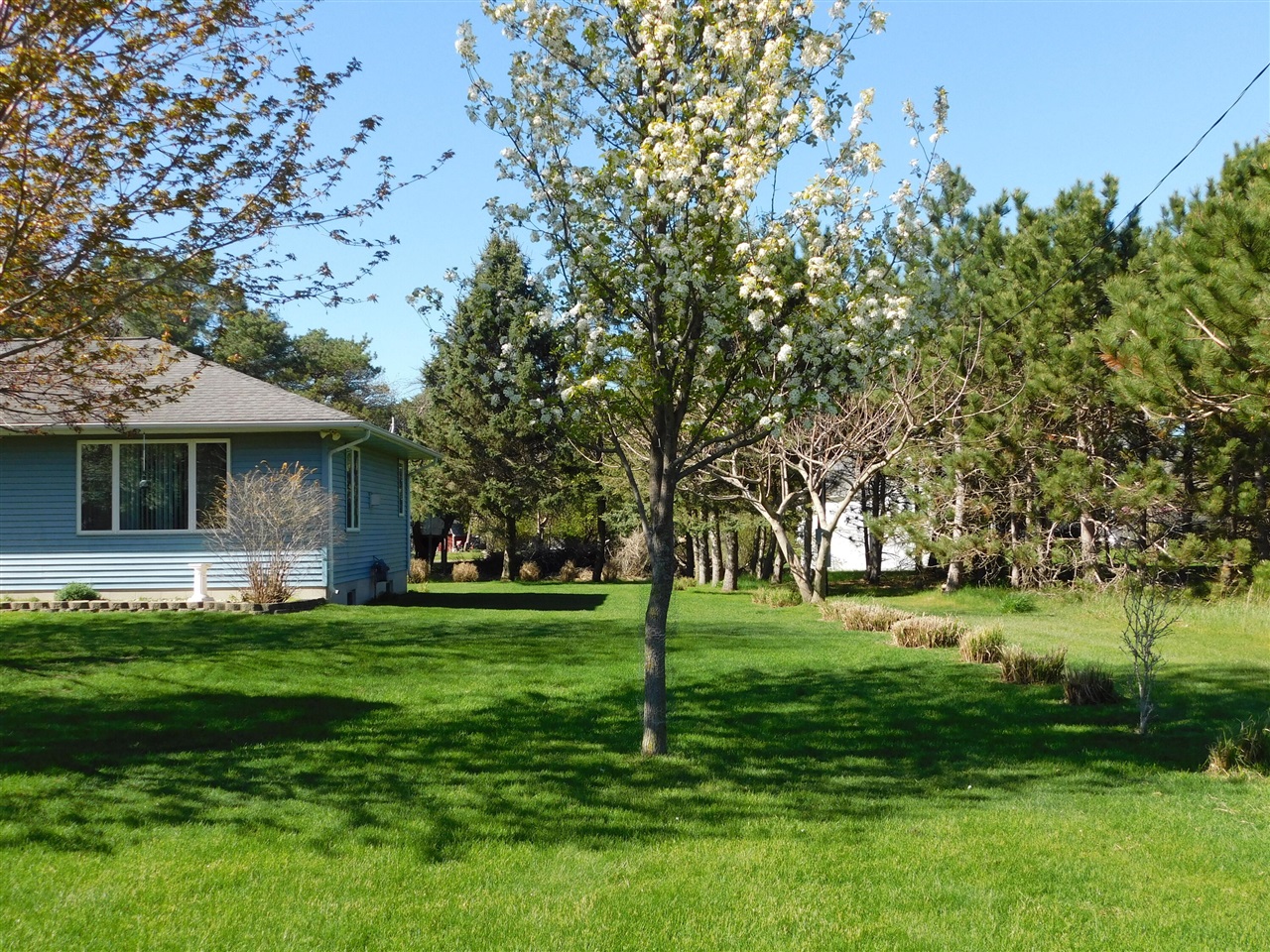 1576 Anthony Road Manistee, MI 49660 - Photo 4 of 34