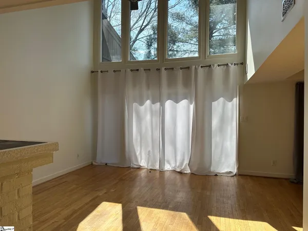 $2,200 | 126 Inglewood Way, Greenville, SC 29615