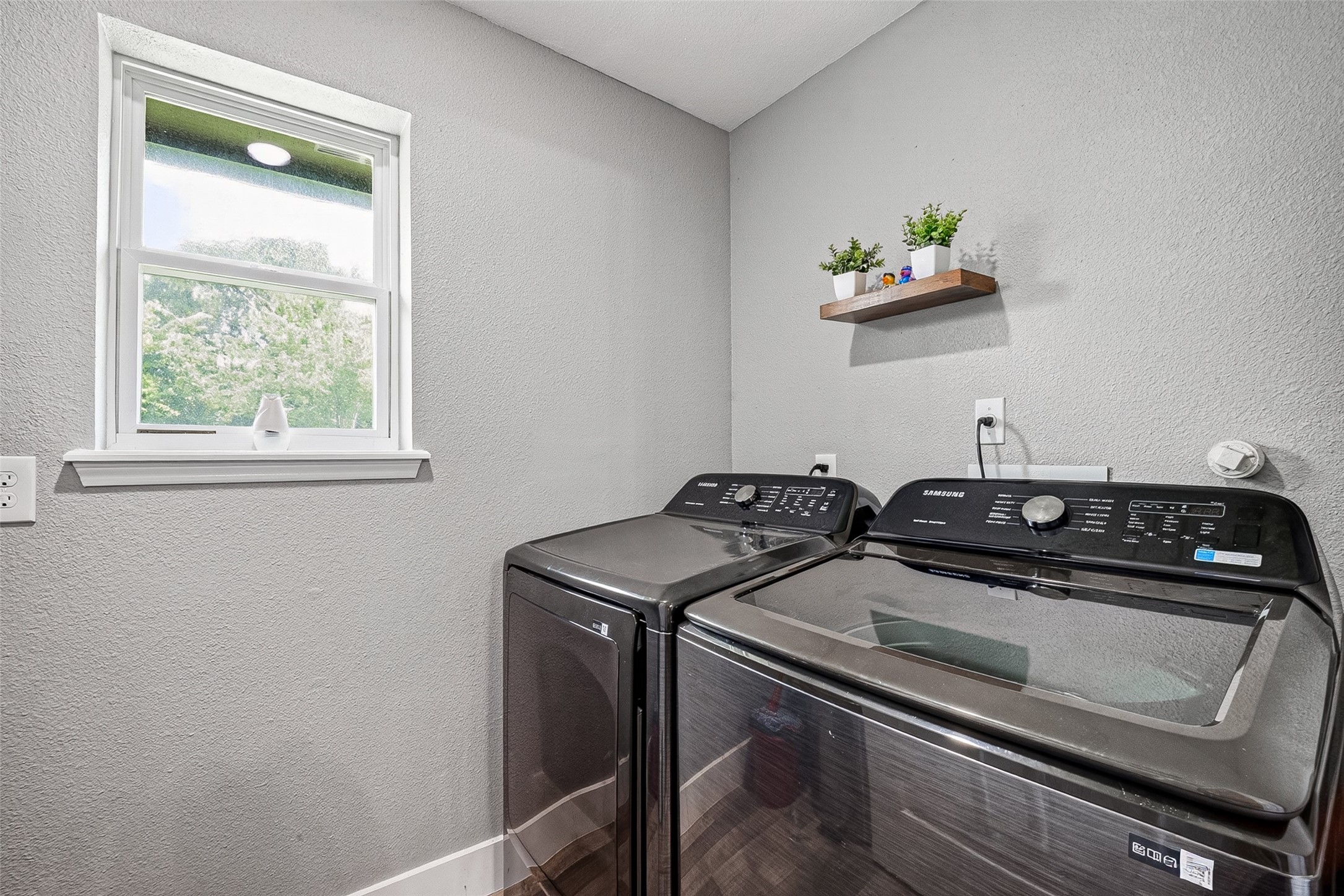 1206 Riggs Road Houston, TX 77022 - Photo 25 of 50