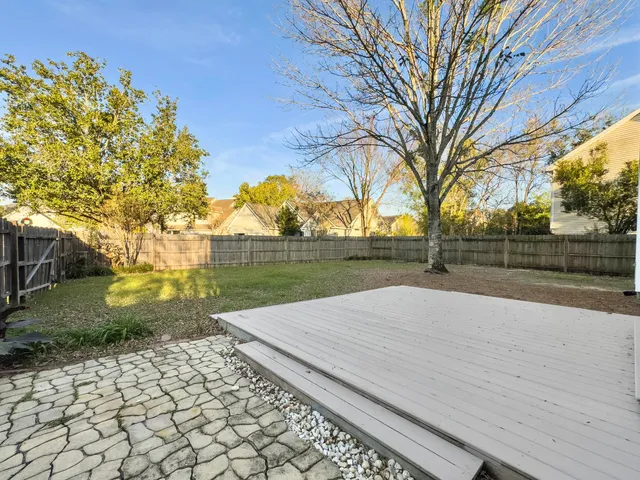 $2,700 | 4080 Laurelwood Drive, Charleston, SC 29414