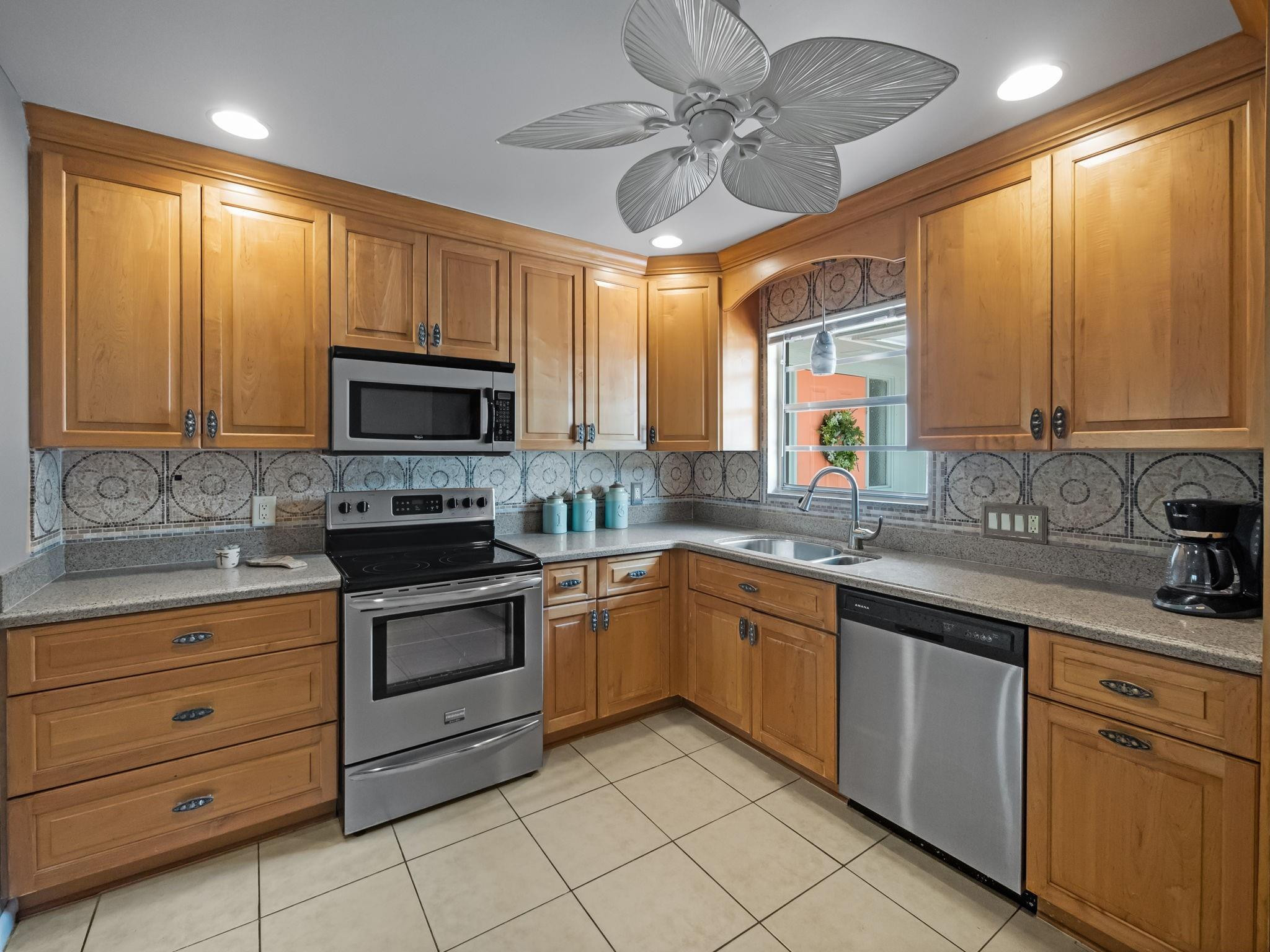 5745 Southeast Miles Grant Road Stuart, FL 34997 - Photo 15 of 35 Stainless Steel appliances