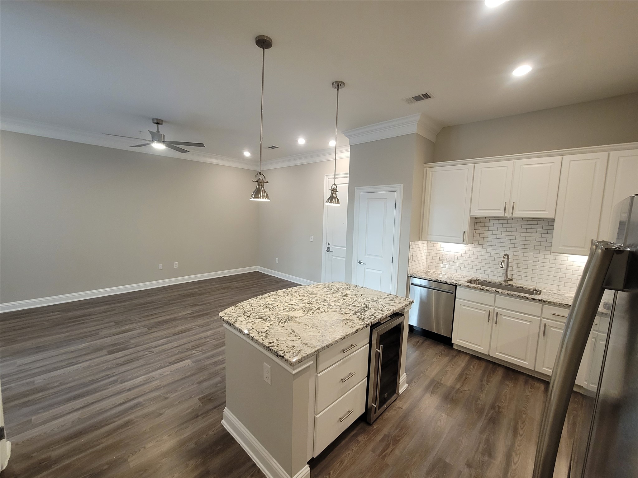 2111 Austin Street, Unit 306 Houston, TX 77002 - Photo 12 of 13