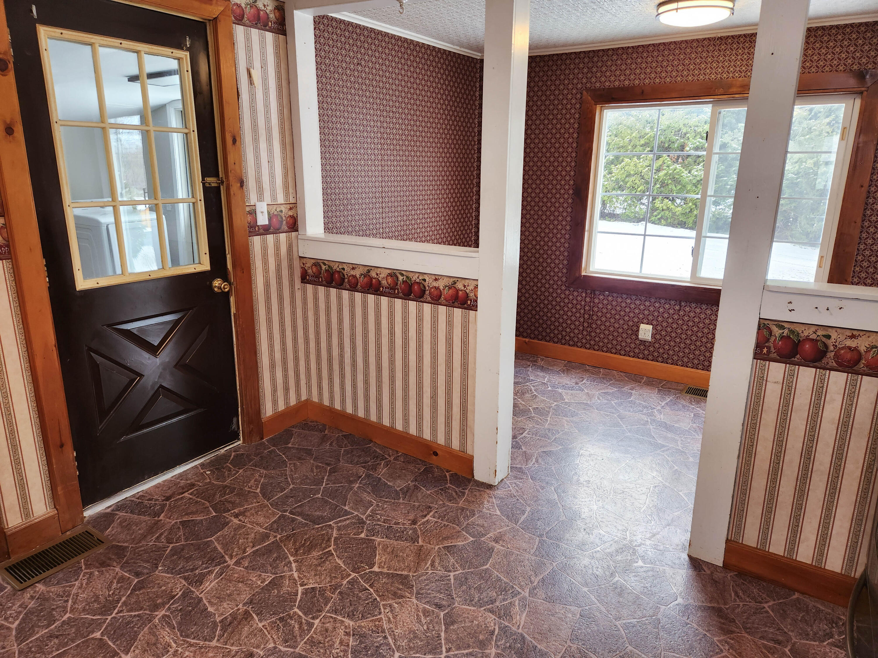 17 Washburn Road Presque Isle, ME 04769 - Photo 5 of 32 2026-03-23 10.12.09