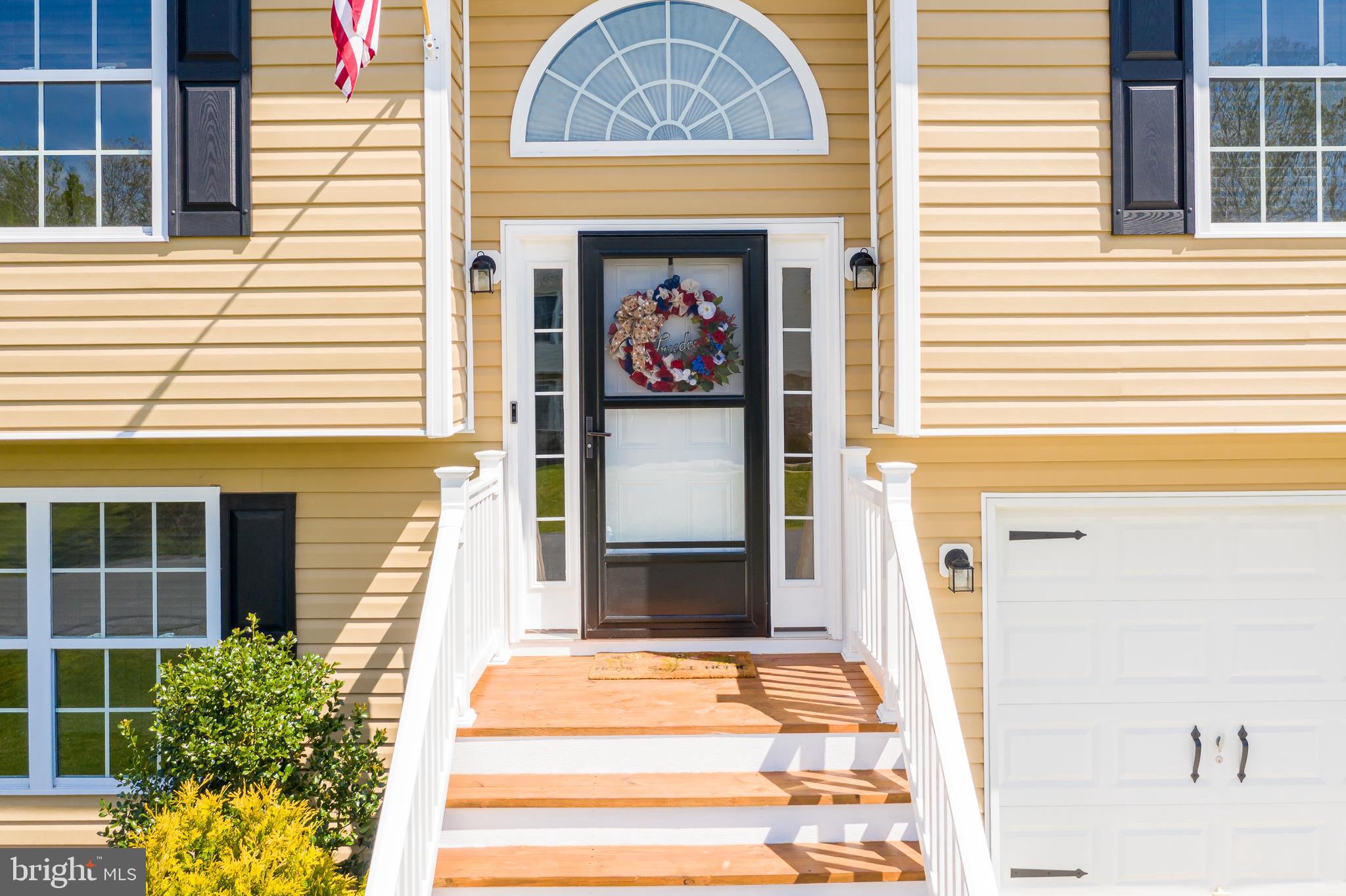 72 Gibson Road Inwood, WV 25428 - Photo 4 of 57 Welcome home!