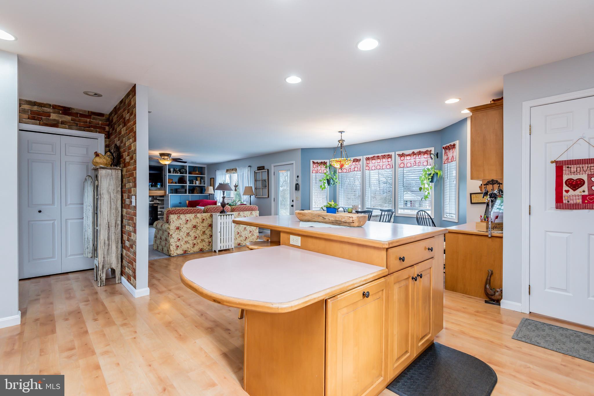 693 Mt Rock Road Carlisle, PA 17015 - Photo 6 of 48 Gallery Image 6