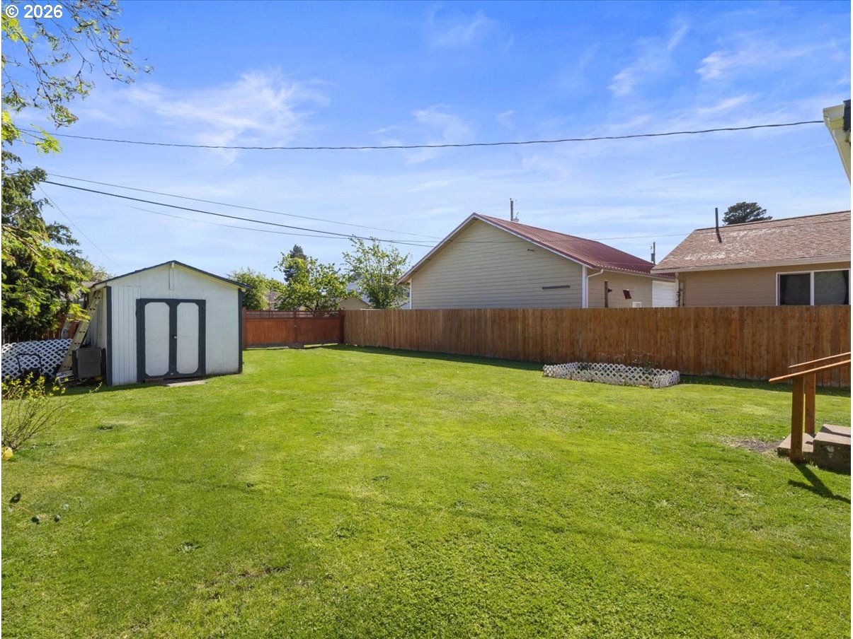 3053 Garfield Street Longview, WA 98632 - Photo 24 of 27