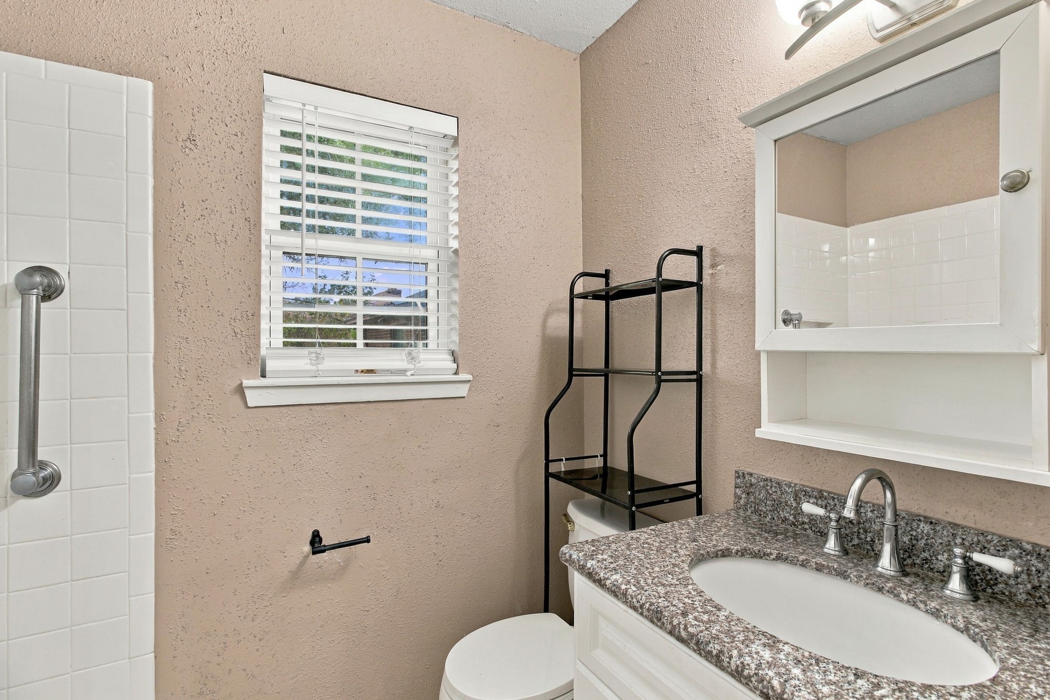 719 Kilpatrick Street Channelview, TX 77530 - Photo 14 of 25 Gallery Image 14
