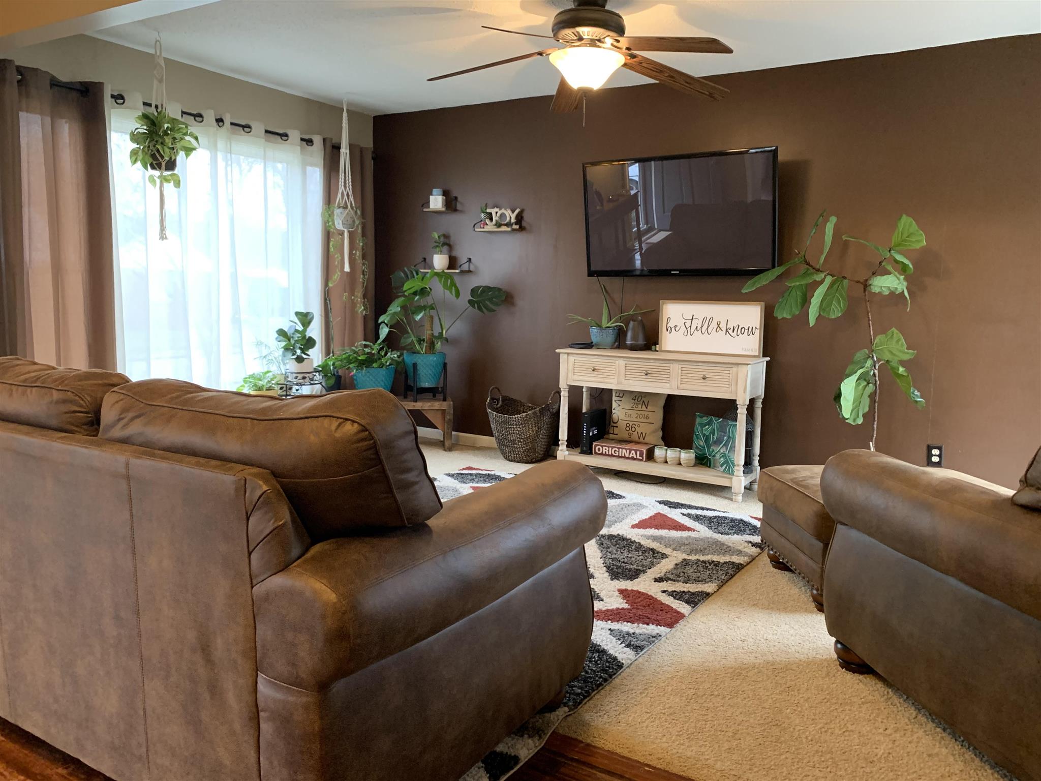 409 Kingston Road Kokomo, IN 46901 - Photo 2 of 18 Gallery Image 2