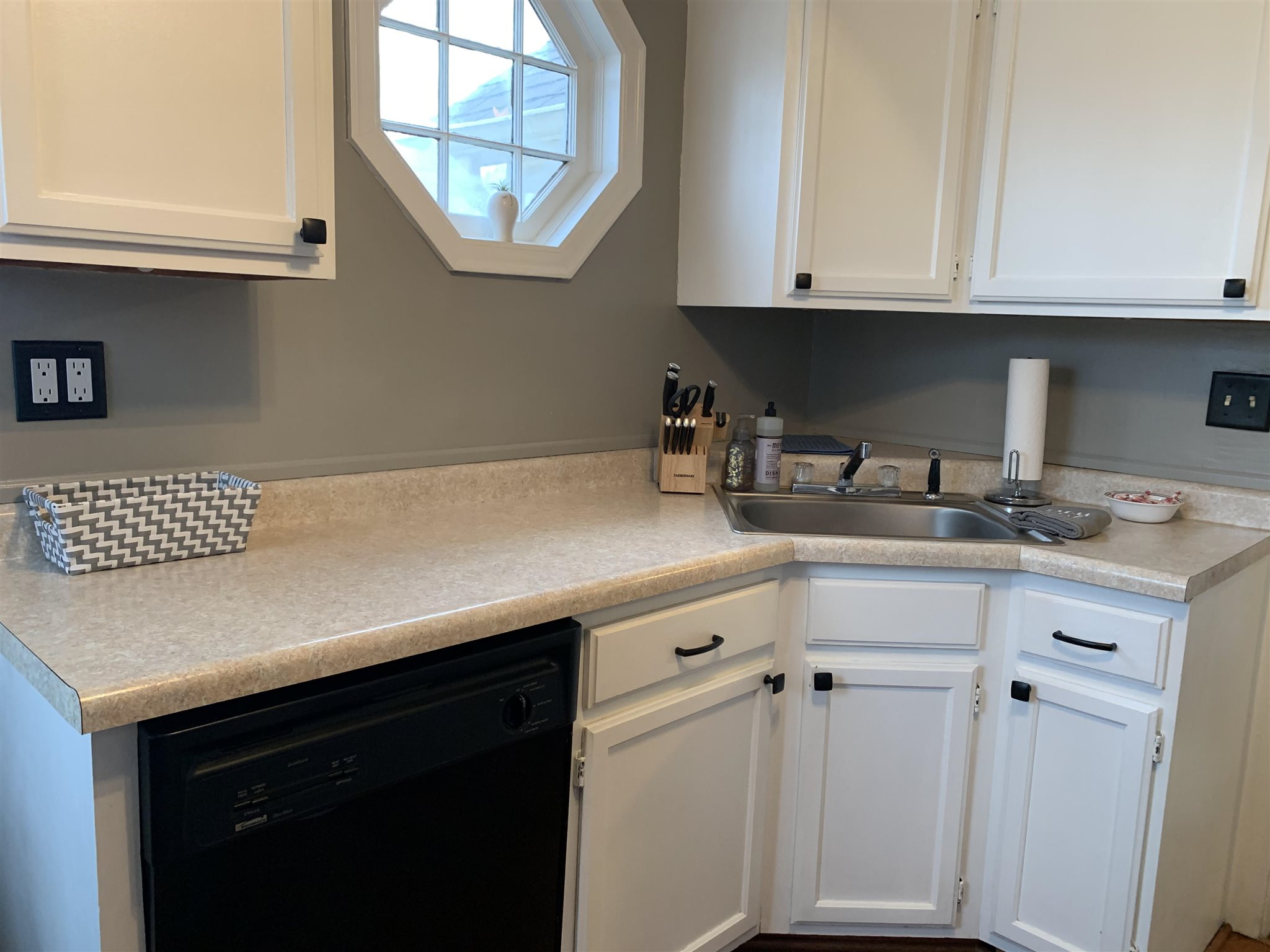 409 Kingston Road Kokomo, IN 46901 - Photo 8 of 18 Gallery Image 8