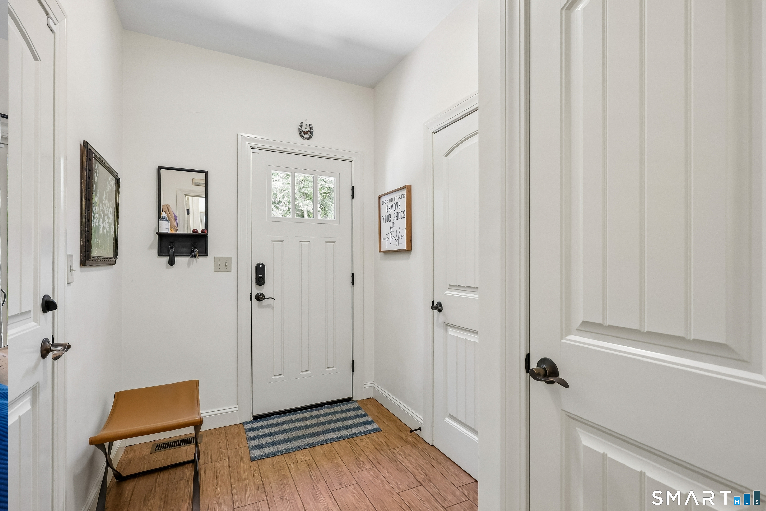 29 Green Valley Lake Road East Lyme, CT 06333 - Photo 11 of 38