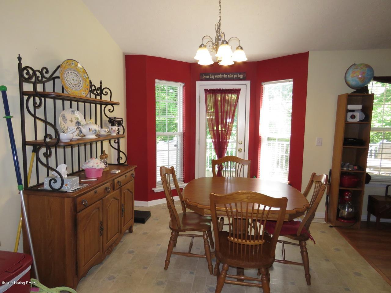 7807 Lariat Road Louisville, KY 40219 - Photo 7 of 28 alar29