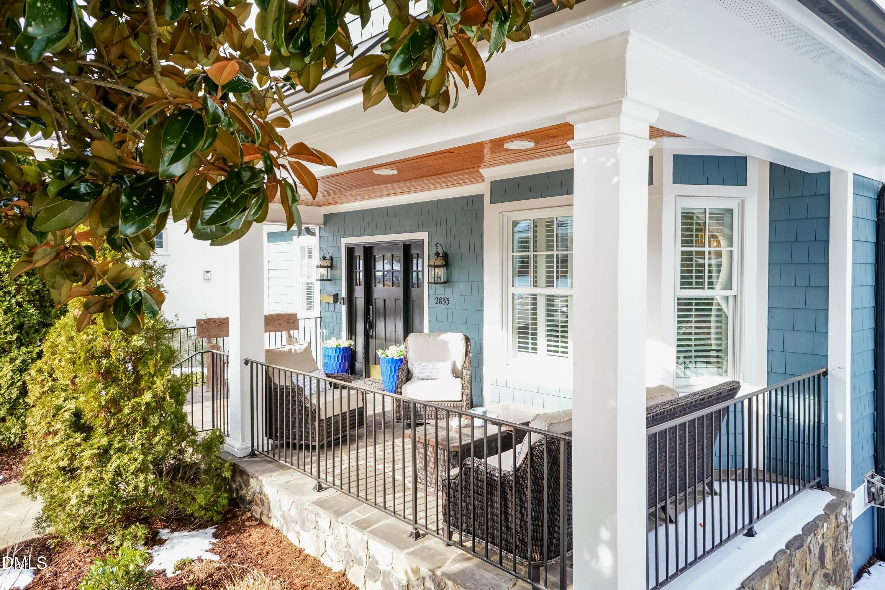 Porch 02