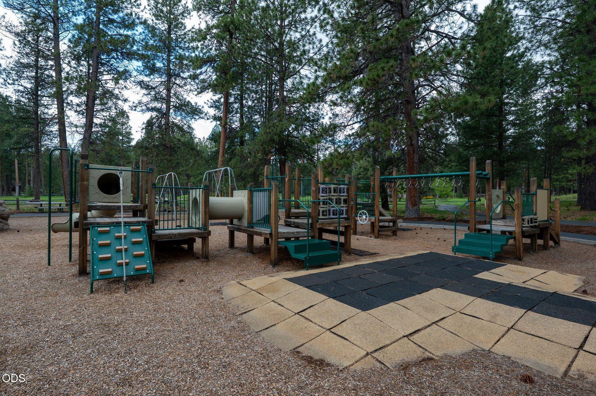 70828 Purslane Black Butte Ranch, OR 97759 - Photo 64 of 66 Gallery Image 64