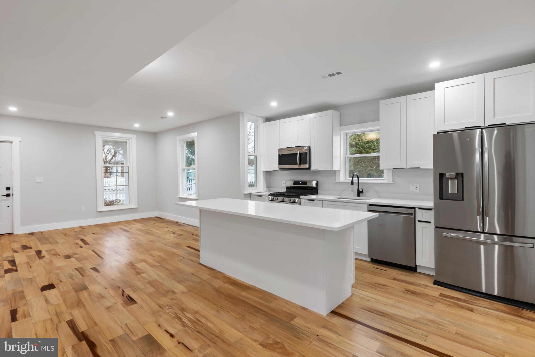 37 4th Street Laurel, MD 20707 - Photo 12 of 35