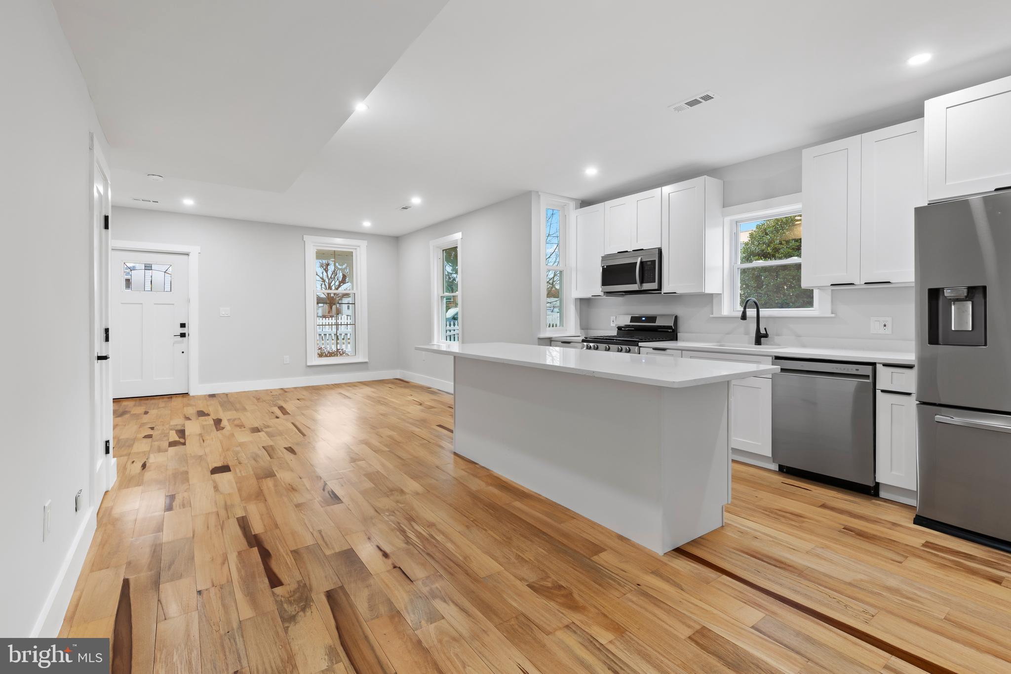 37 4th Street Laurel, MD 20707 - Photo 20 of 35