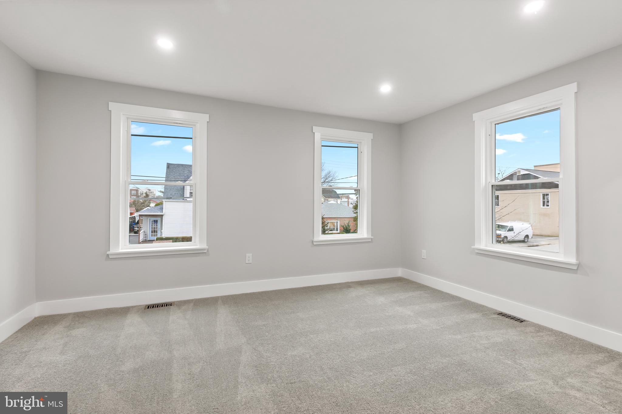 37 4th Street Laurel, MD 20707 - Photo 22 of 35
