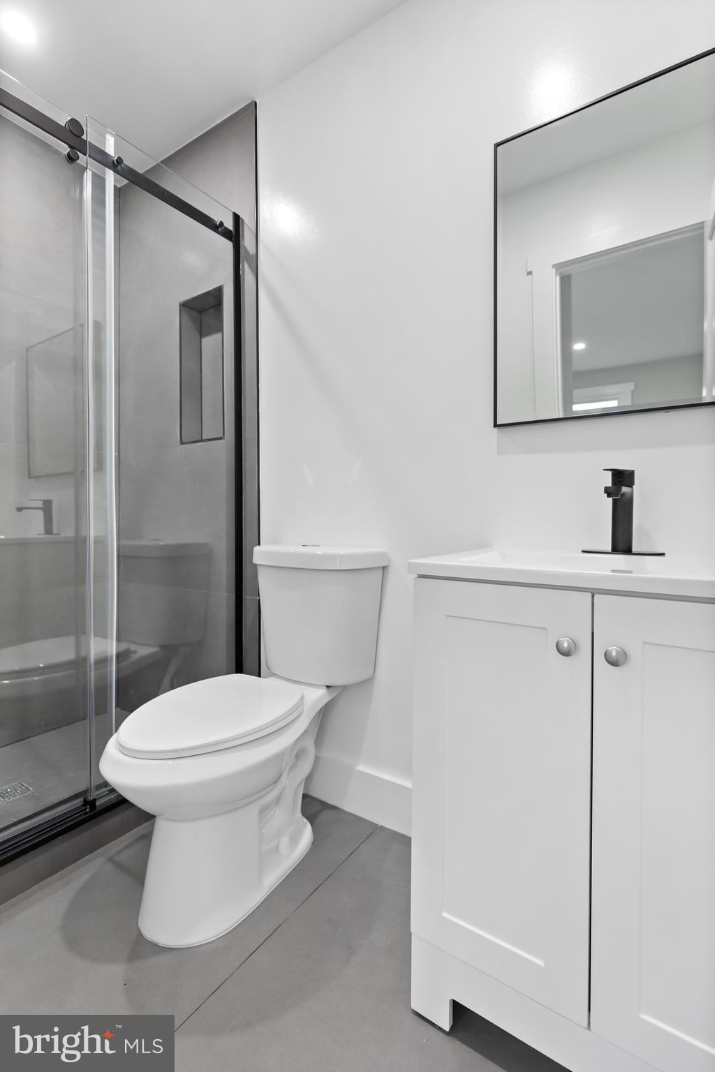 37 4th Street Laurel, MD 20707 - Photo 25 of 35
