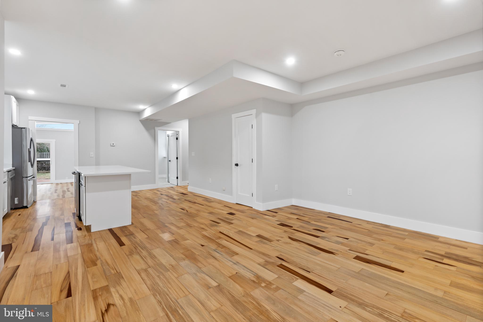 37 4th Street Laurel, MD 20707 - Photo 6 of 35