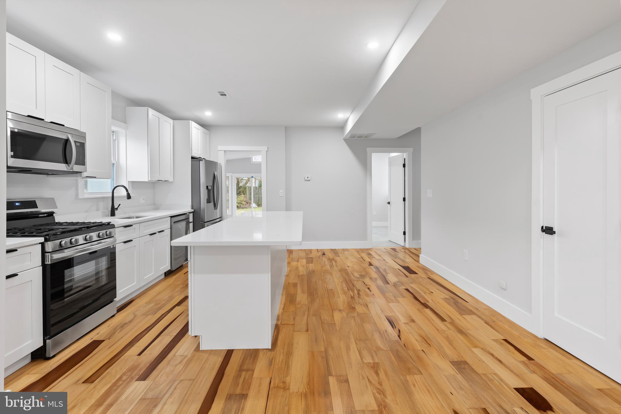 37 4th Street Laurel, MD 20707 - Photo 9 of 35