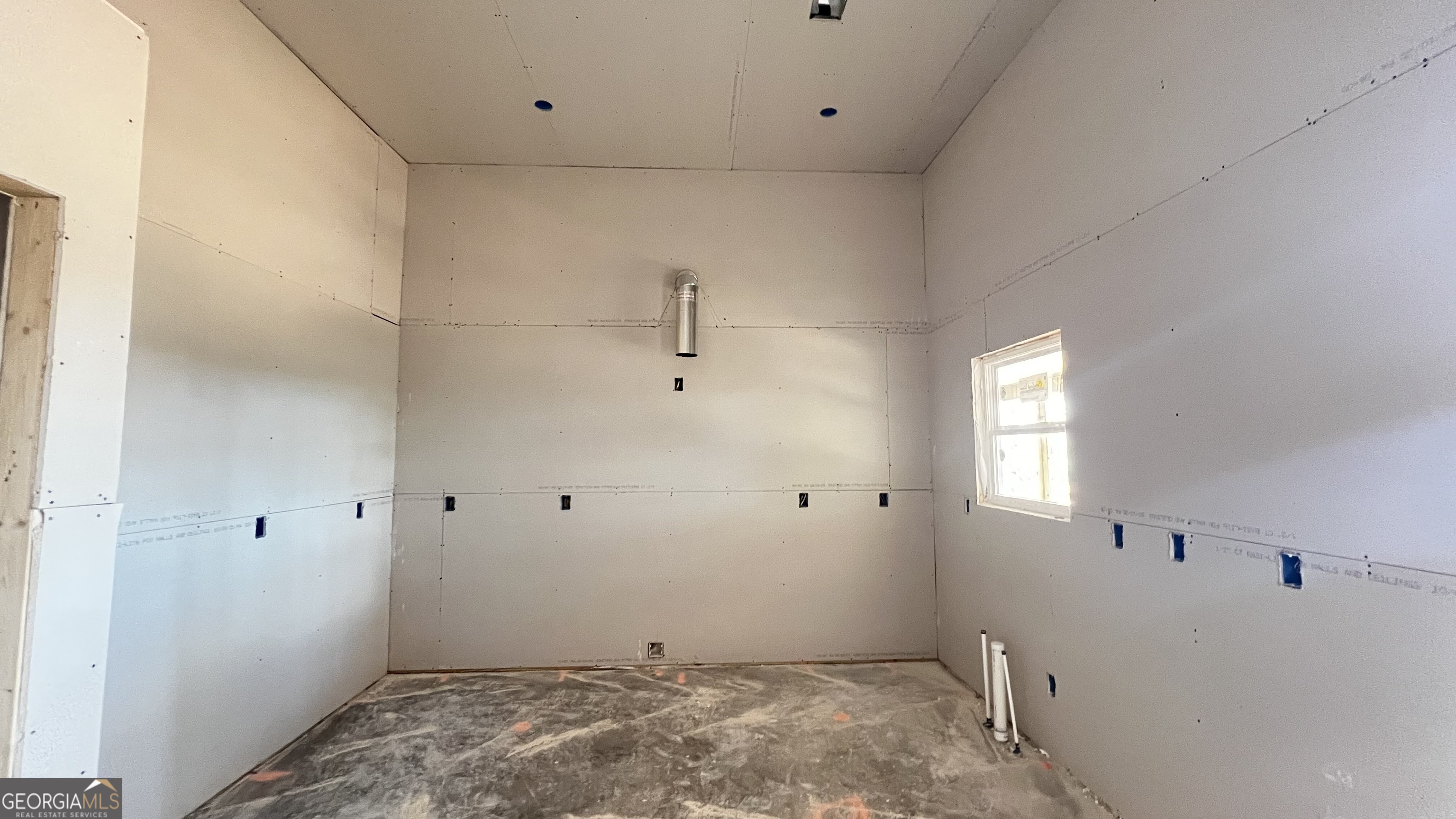 187 Coffey Road Barnesville, GA 30204 - Photo 21 of 27 a view of room