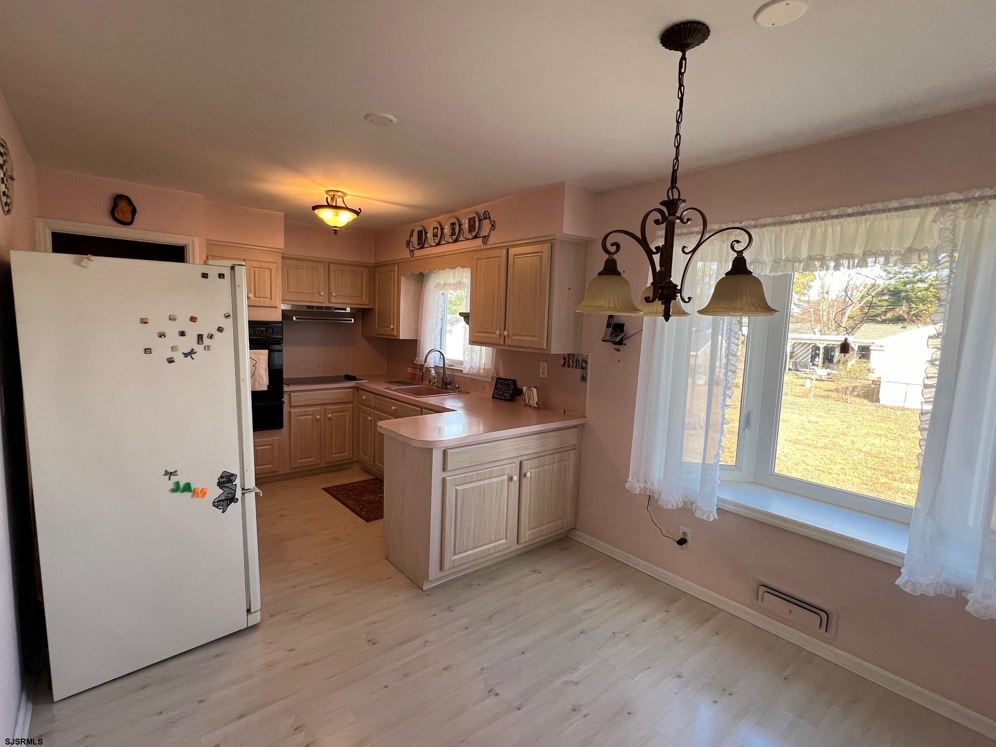 5 Haverford Road Somers Point, NJ 08244 - Photo 4 of 25 Gallery Image 4