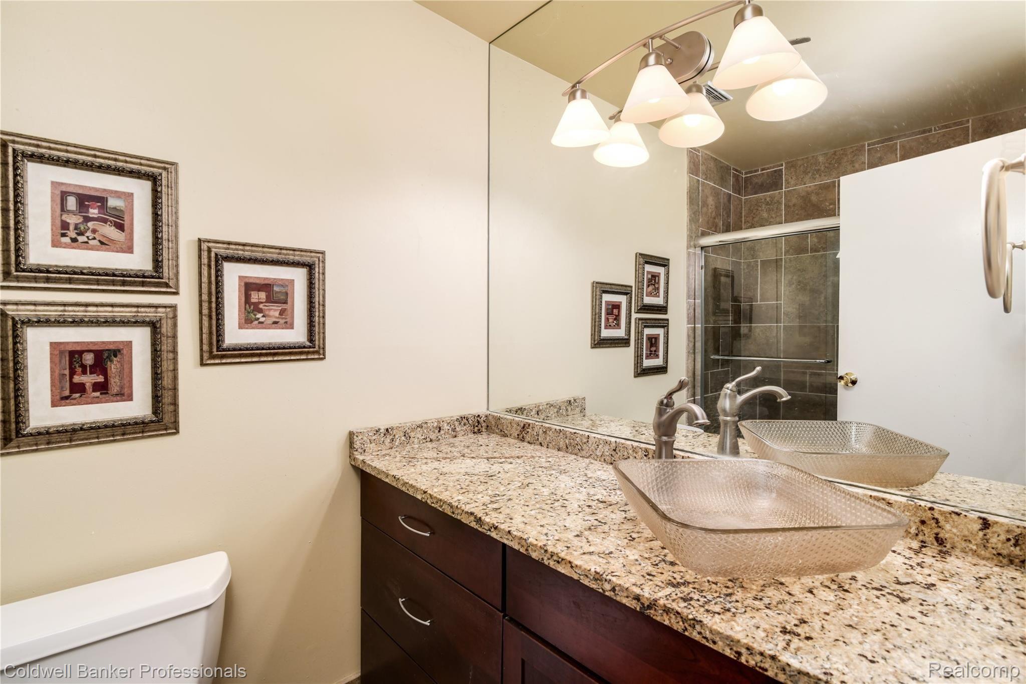 264 1st Street, Unit 15 Rochester, MI 48307 - Photo 15 of 21 a (15).jpg