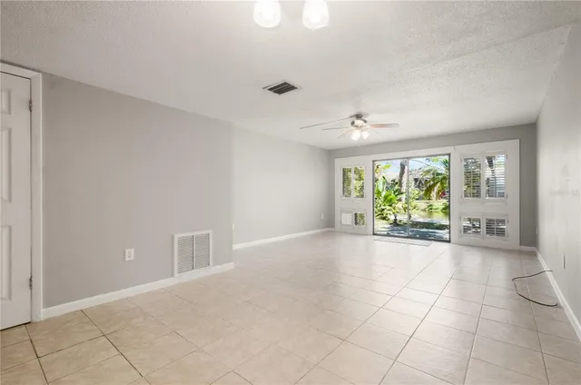 $170,000 | 6114 Peregrine Avenue, Unit D03, Orlando, FL 32819