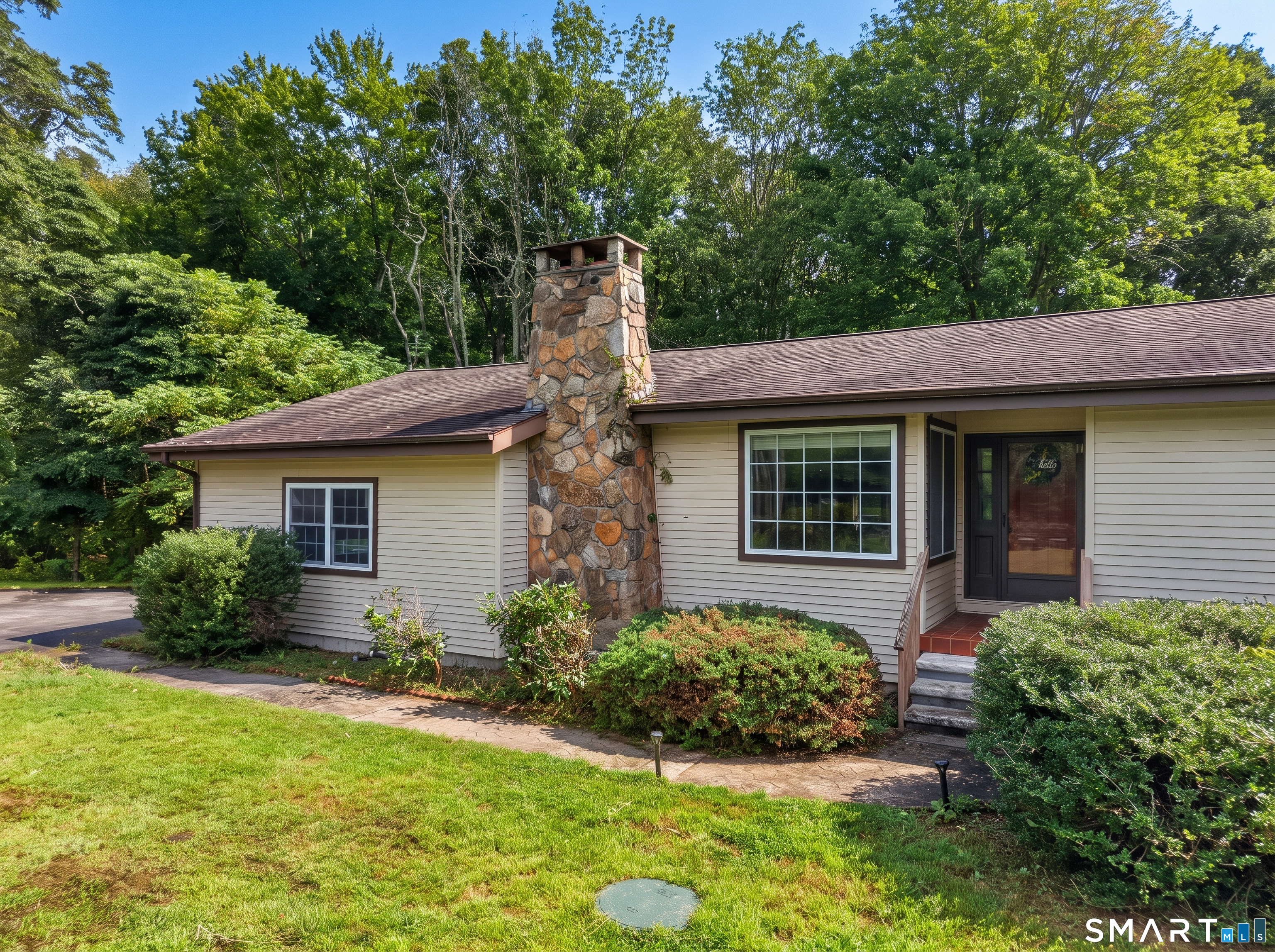 728 Long Cove Road Ledyard, CT 06335 - Photo 2 of 37 Gallery Image 2