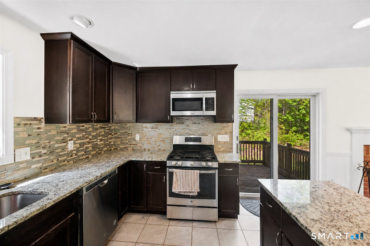 608 English Neighborhood Road Woodstock, CT 06281 - Photo 11 of 39