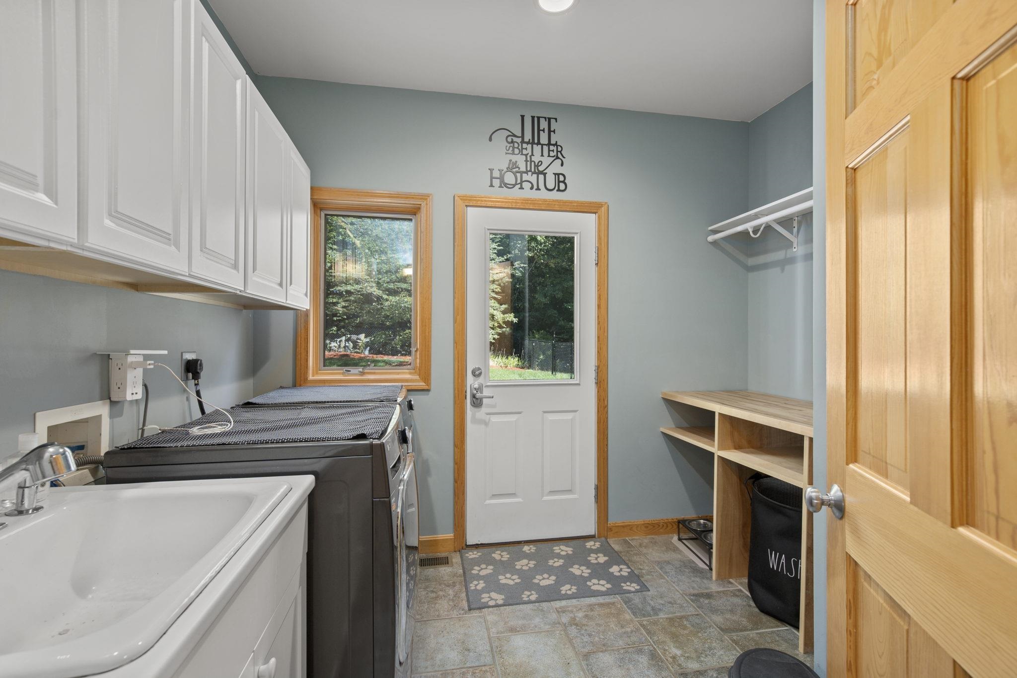 51 Willow Road East Kingston, NH 03827 - Photo 22 of 40