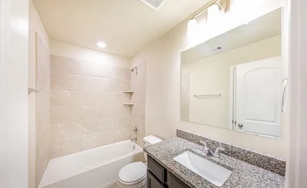 $2,200 | 3032 Stonebriar Court, Conroe, TX 77301