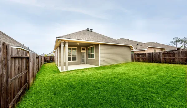 $2,200 | 3032 Stonebriar Court, Conroe, TX 77301