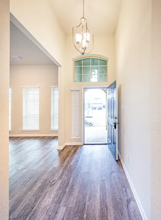 $2,200 | 3032 Stonebriar Court, Conroe, TX 77301