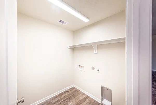$2,200 | 3032 Stonebriar Court, Conroe, TX 77301