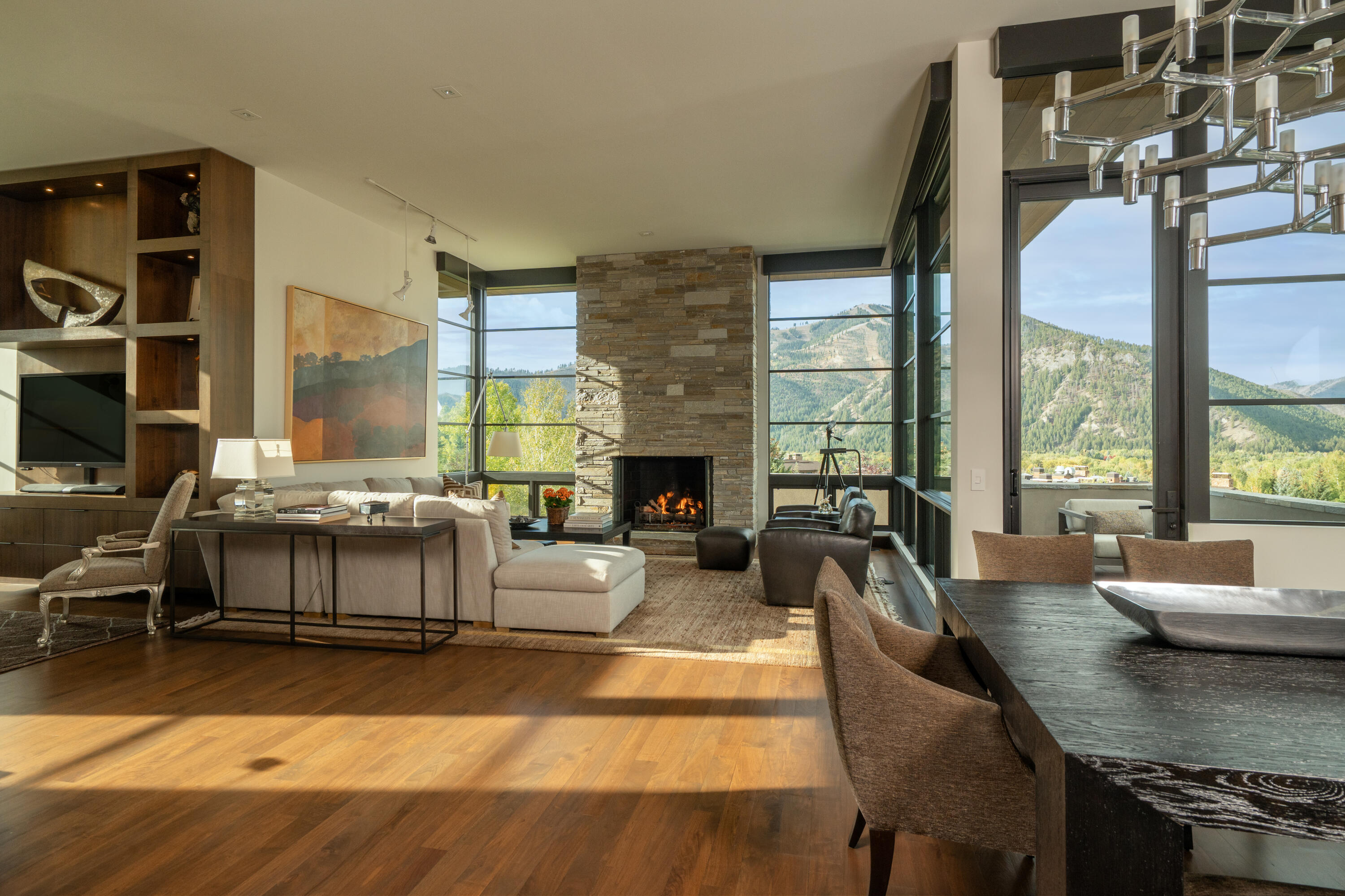 202 Fox Run Road Ketchum, ID 83340 - Photo 3 of 53 Great Room and Dining Area