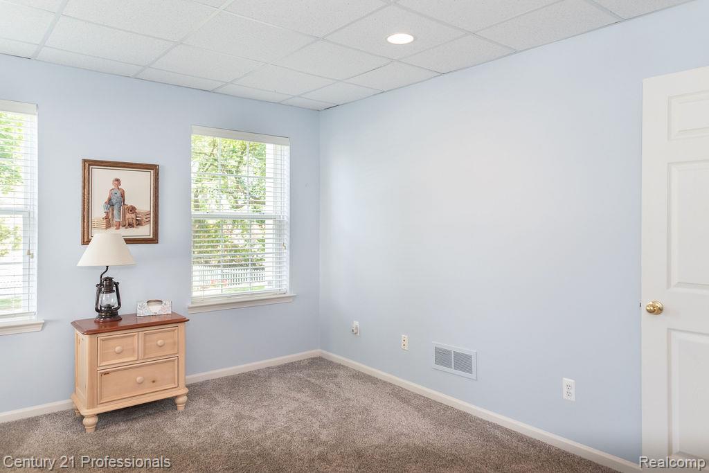767 East Bluff Court Rochester Hills, MI 48306 - Photo 49 of 52