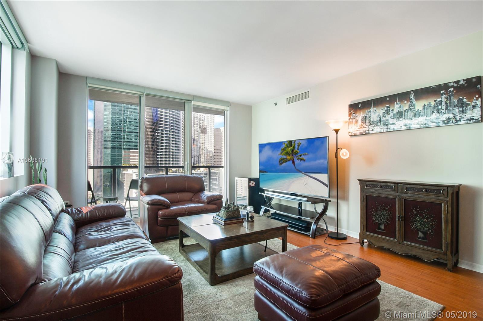 500 Brickell Avenue, Unit 2007 Miami, FL 33131 - Photo 3 of 16