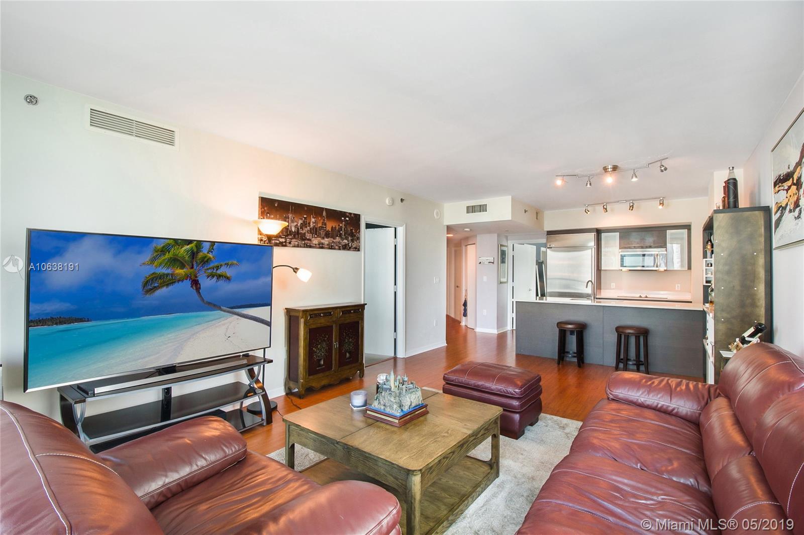 500 Brickell Avenue, Unit 2007 Miami, FL 33131 - Photo 5 of 16