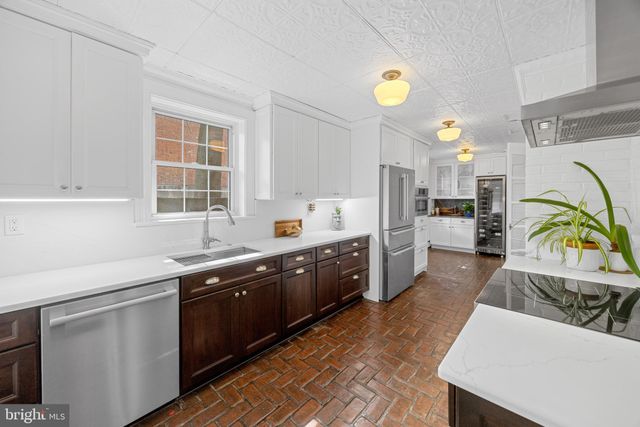 $1,225,000 | 166 Duke Of Gloucester Street, Annapolis, MD 21401