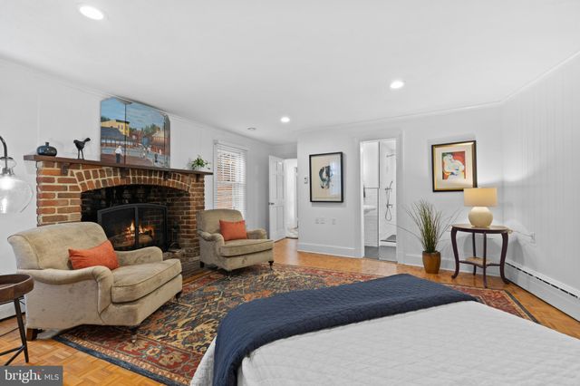 $1,225,000 | 166 Duke Of Gloucester Street, Annapolis, MD 21401