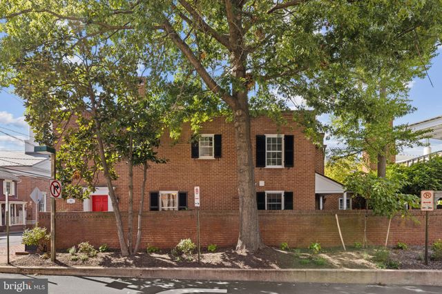 $1,225,000 | 166 Duke Of Gloucester Street, Annapolis, MD 21401