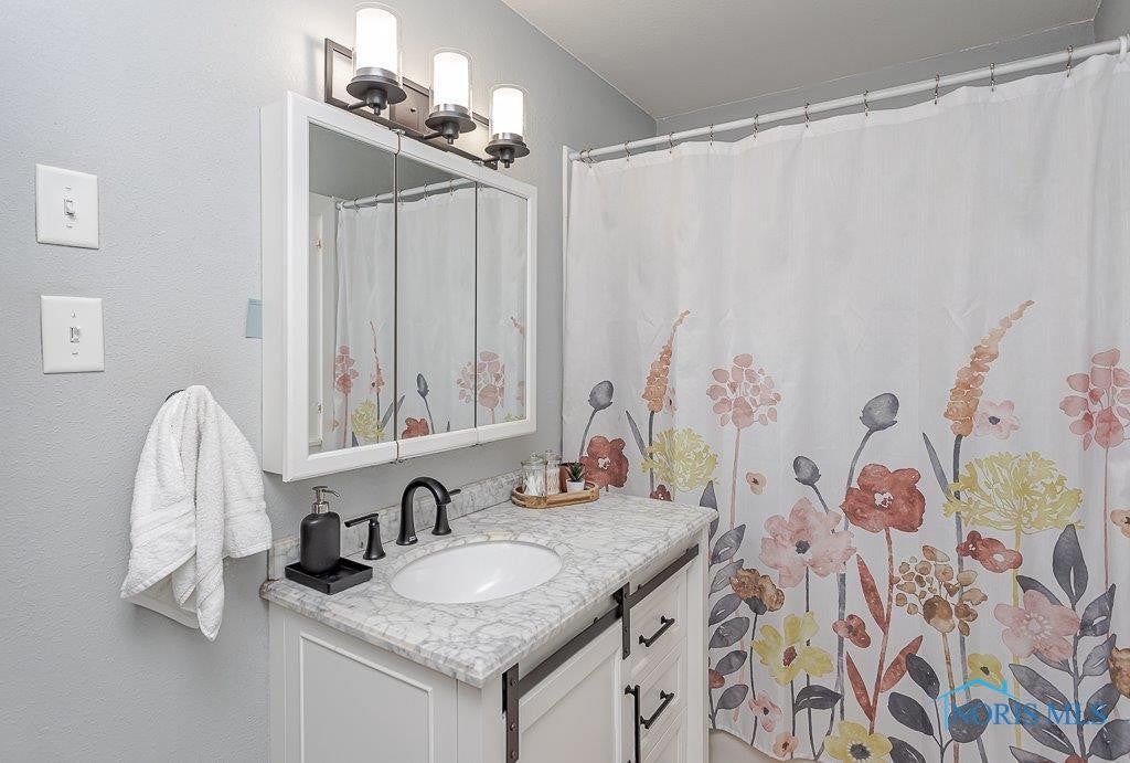 3715 Sherbrooke Road Toledo, OH 43613 - Photo 15 of 20 Gallery Image 15