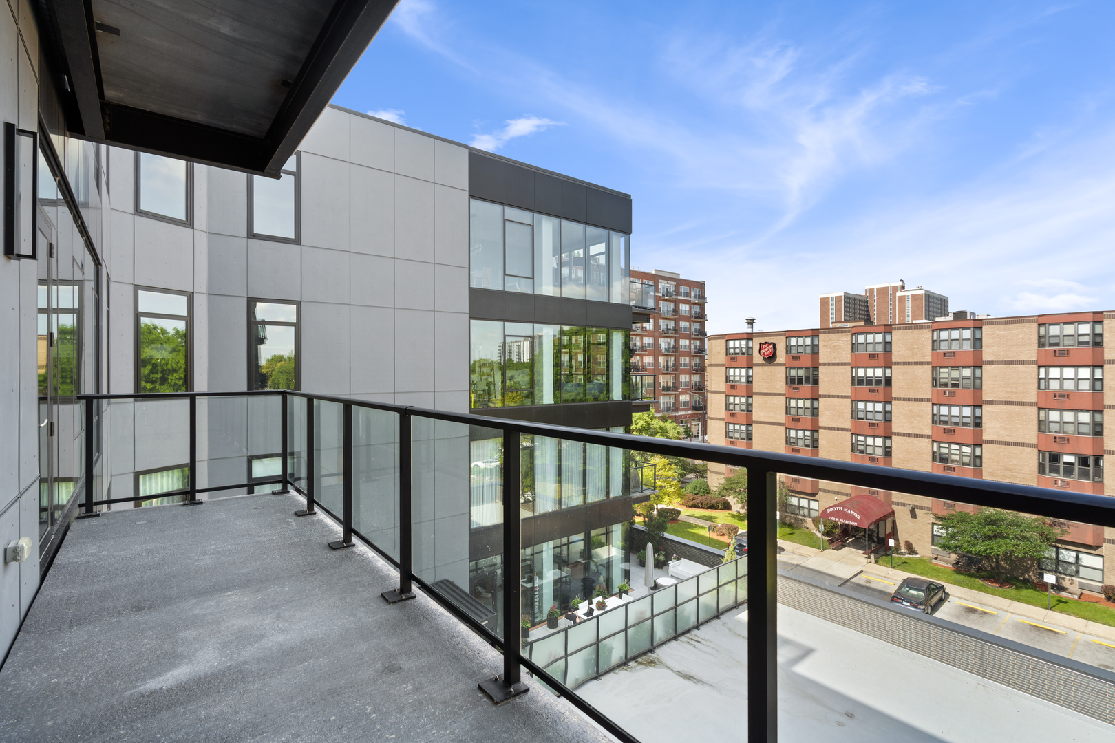 6 North Bishop Street, Unit 406 Chicago, IL 60607 - Photo 34 of 34