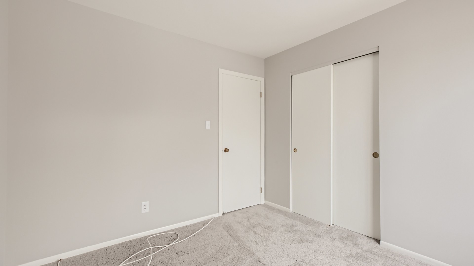 17 Windgate Court Streamwood, IL 60107 - Photo 17 of 28 a view of an empty room
