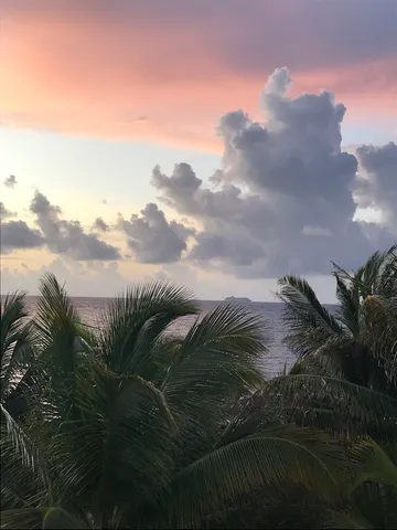 $399,995 | 64 La Carretera Mahahual-uvero Dickinson Tx 77539, Dickinson, TX 77539