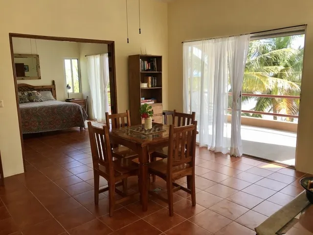 $399,995 | 64 La Carretera Mahahual-uvero Dickinson Tx 77539, Dickinson, TX 77539