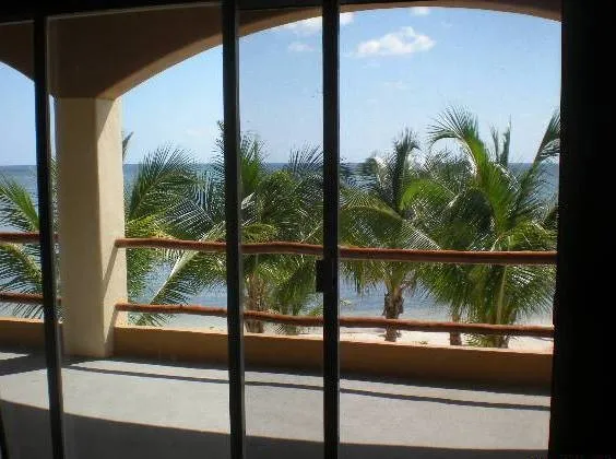 $399,995 | 64 La Carretera Mahahual-uvero Dickinson Tx 77539, Dickinson, TX 77539