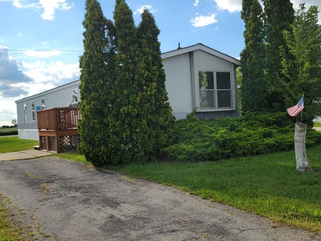 $14,900 | 3 Drake Lane, Unit 3DRA, Beecher, IL 60401